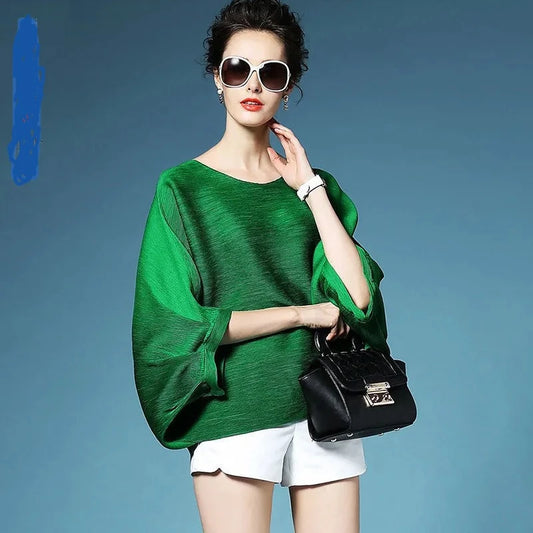 Beautiful Loose Fit Round Collar Batwing Sleeve Top